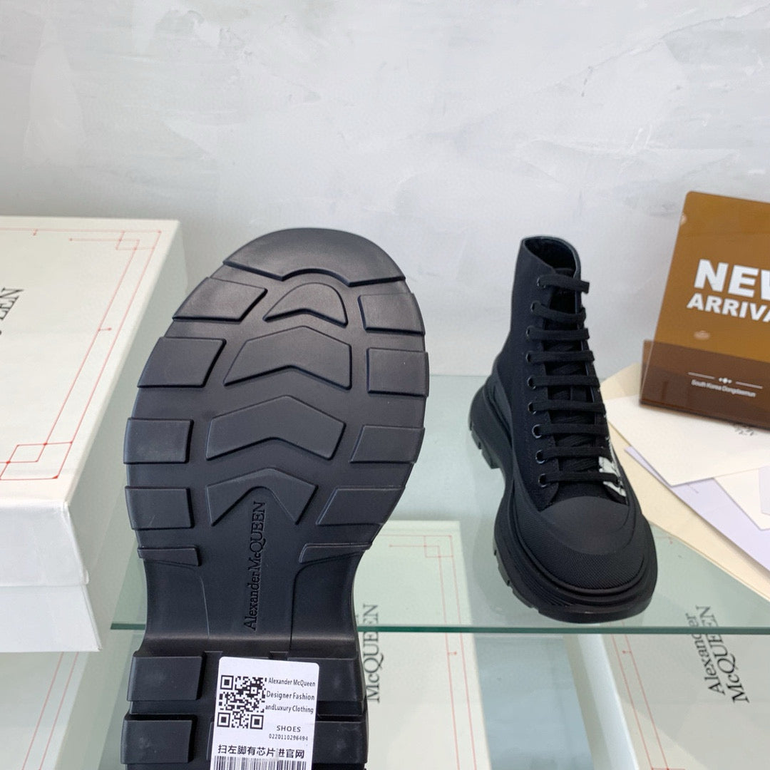 Alexander McQueen Sneakers