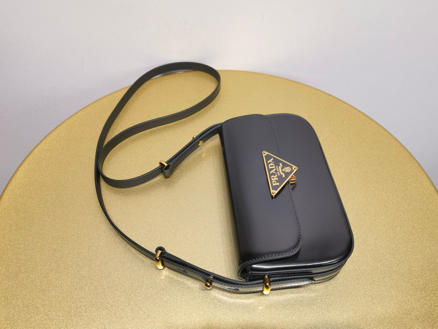 Prada Shoulder Bag 24x11x4cm