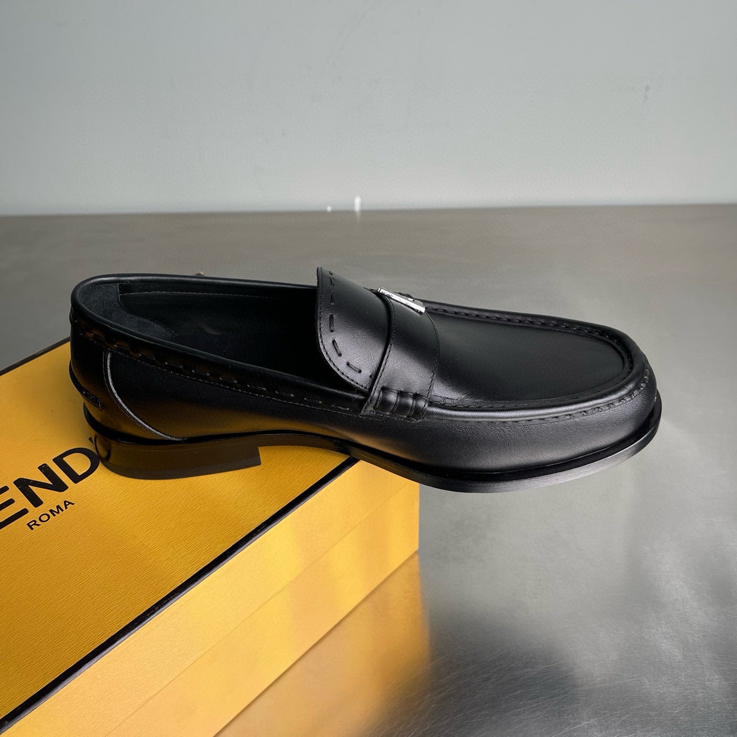 Fendi Loafer