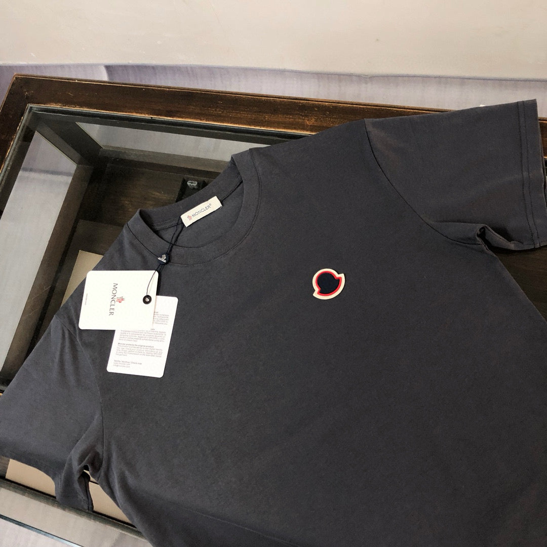 Moncler T-shirt