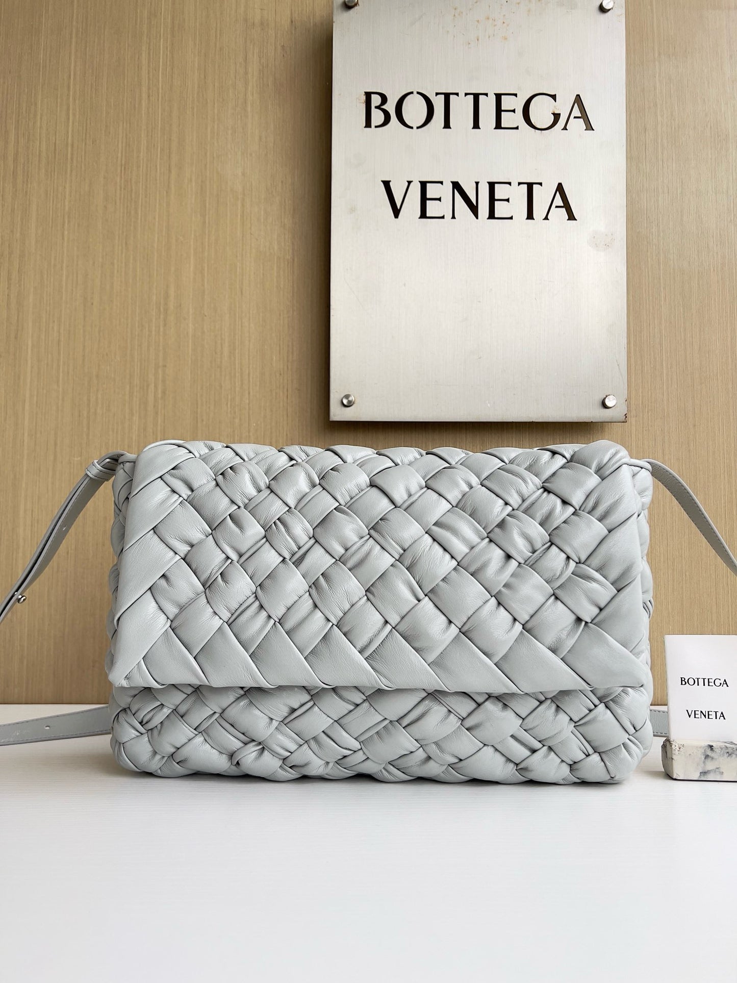 BV Foulard Rumple Messenger Bag