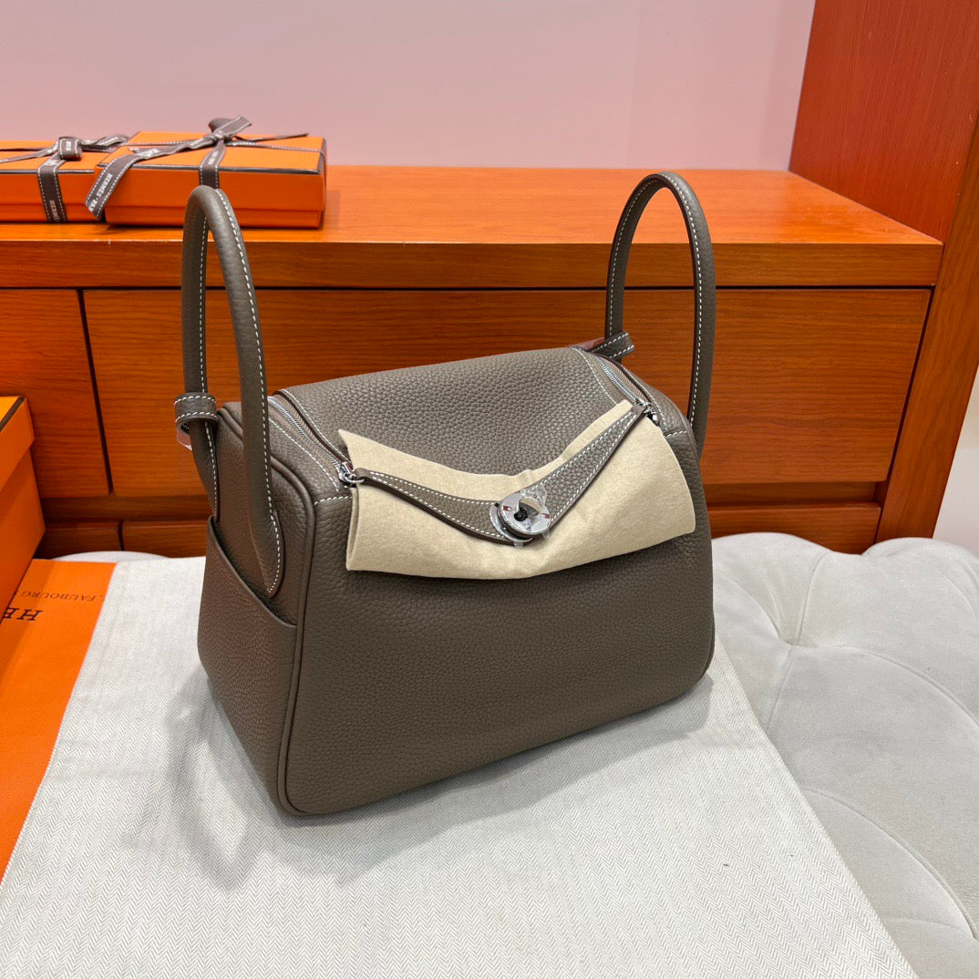 Hermes Lindy 26
