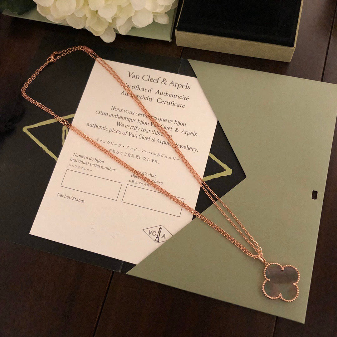 Van Cleef & Arpels Necklace