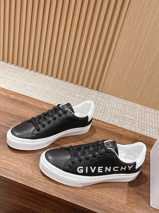 Givenchy Sneakers