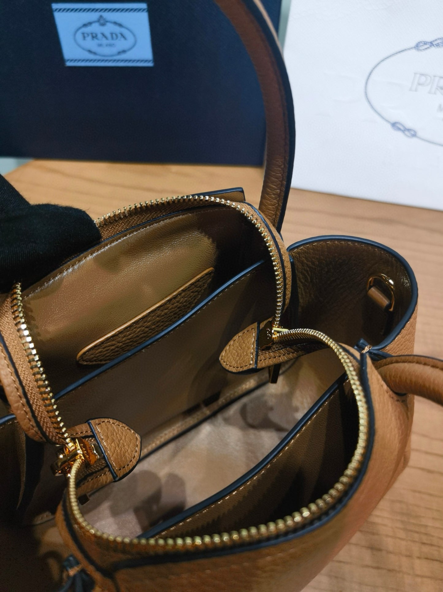 PD Small Leather Tote Bag 19.5x18x9cm