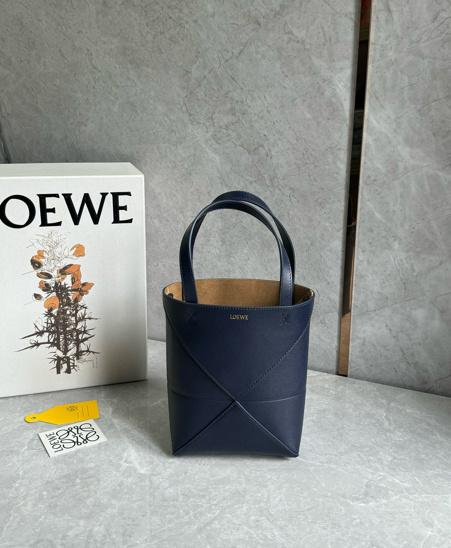 Loewe Puzzle Fold Tote Bag(20x16.5x9.5cm)