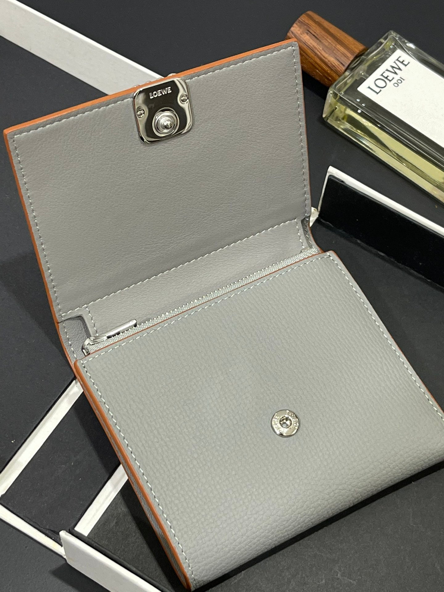 Loewe Wallet
