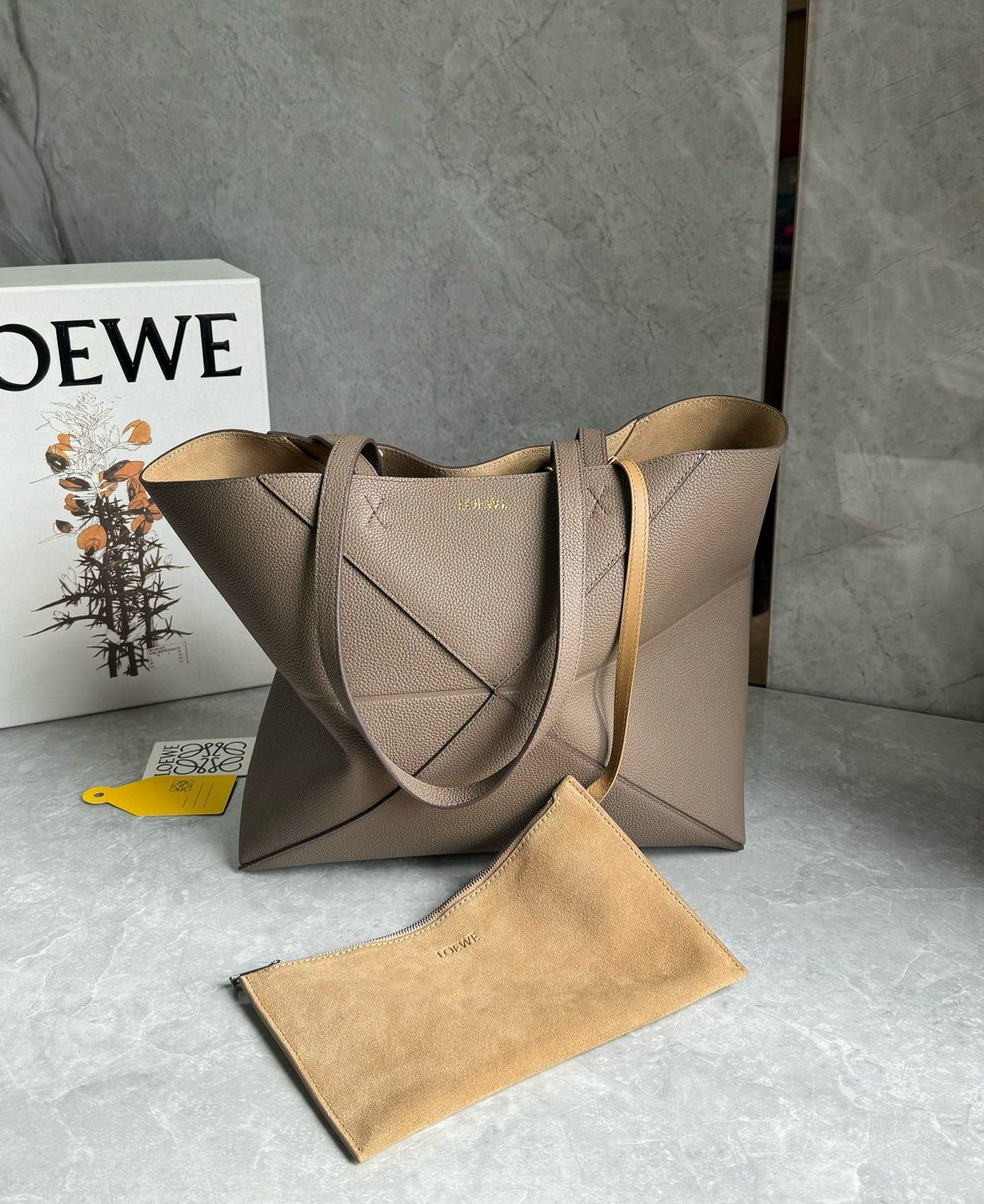 Loewe Puzzle Fold Tote Bag(31.5x12.5x29cm)