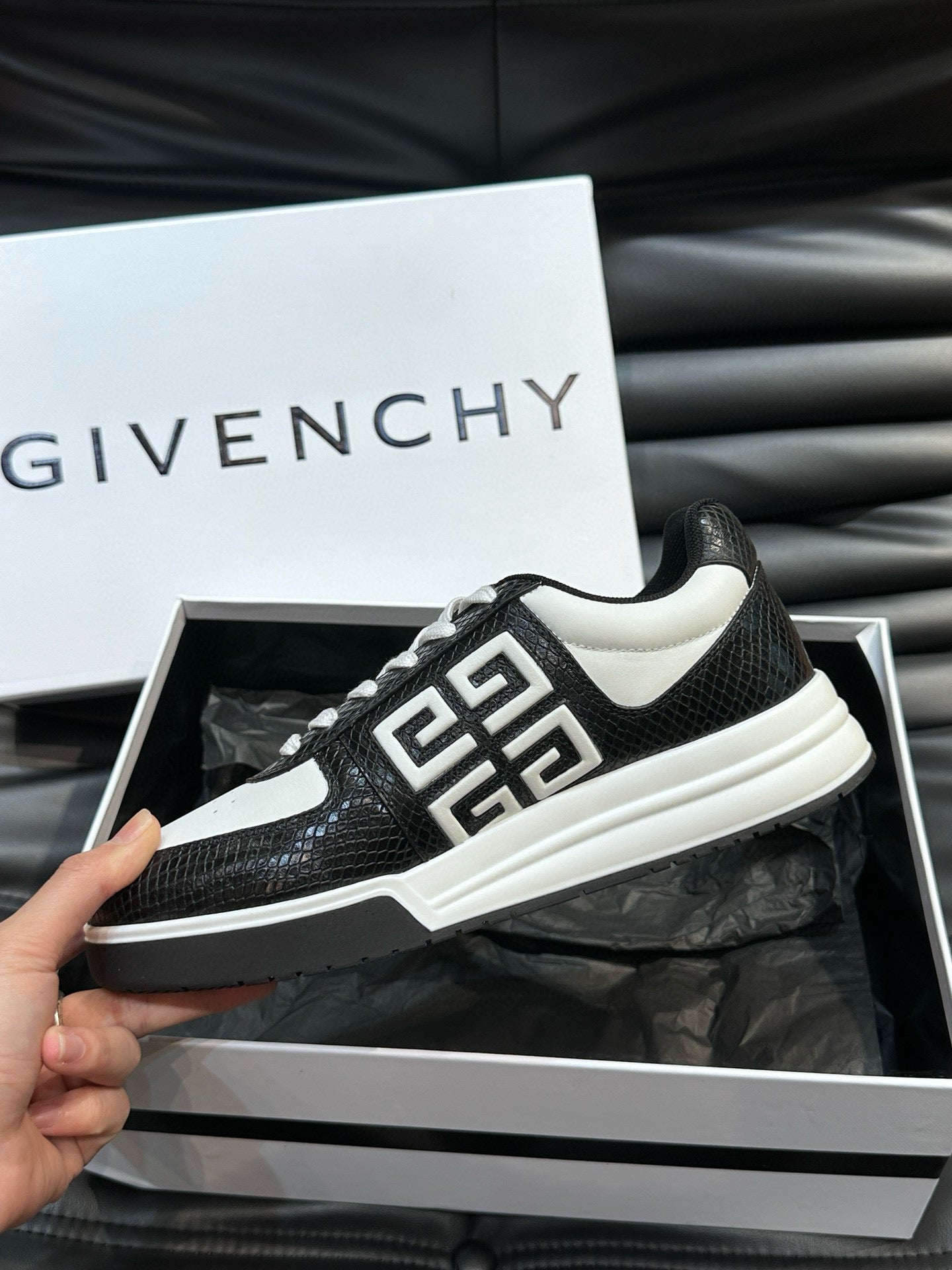 Givenchy Sneakers
