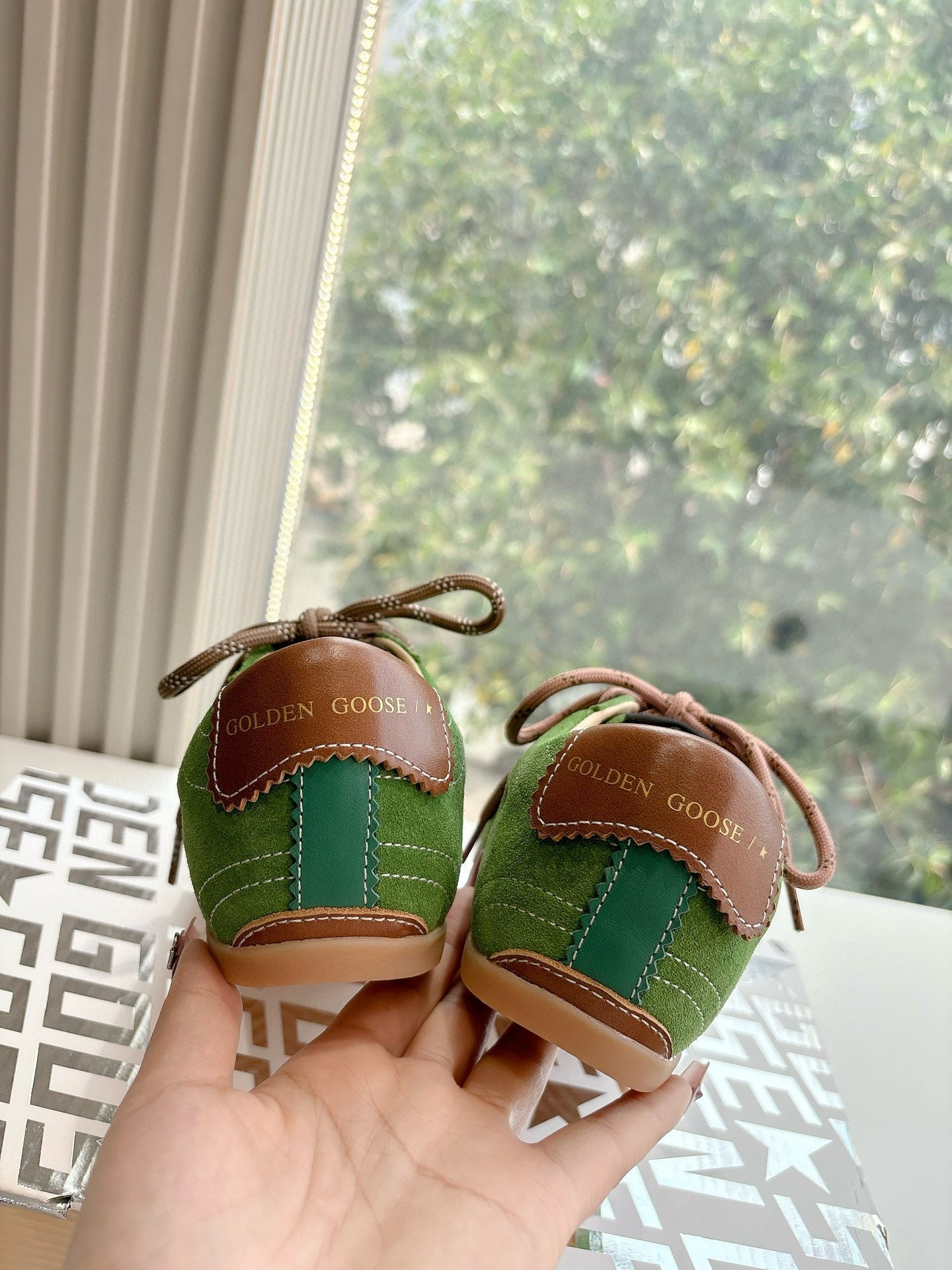 Golden Goose Sneaker