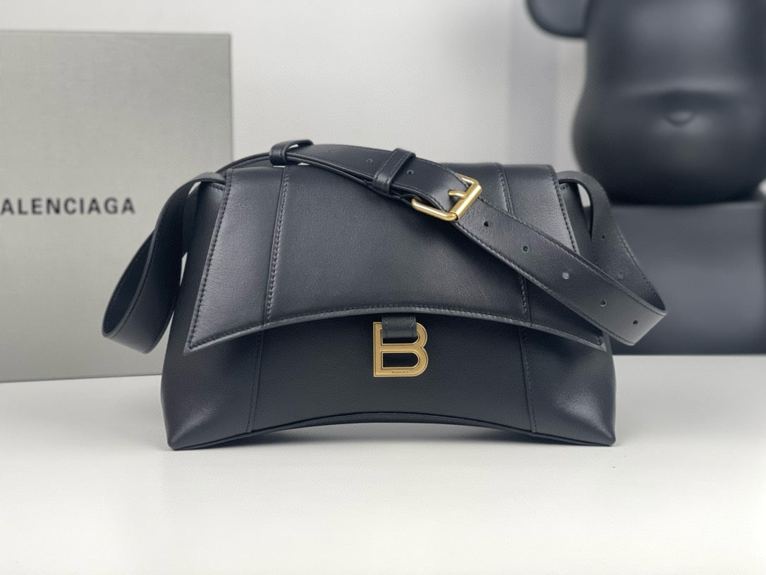BLCG Downtown Leather Shoulder Bag