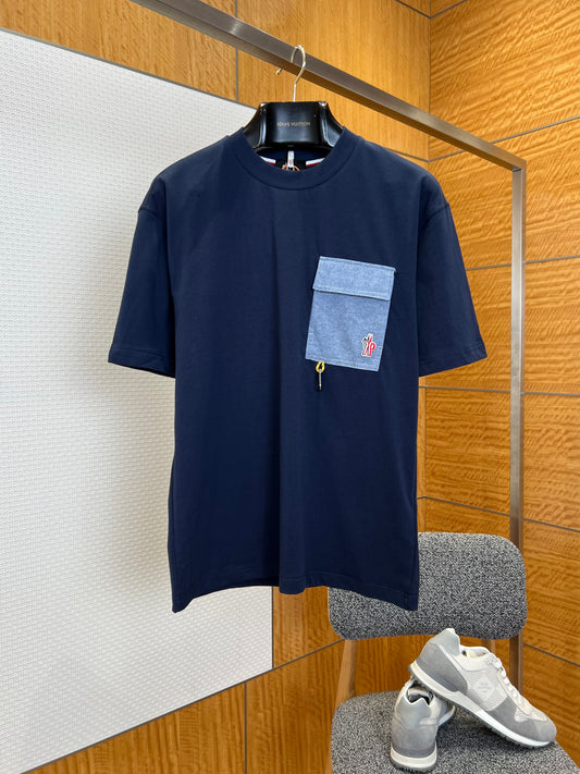Moncler T-shirt