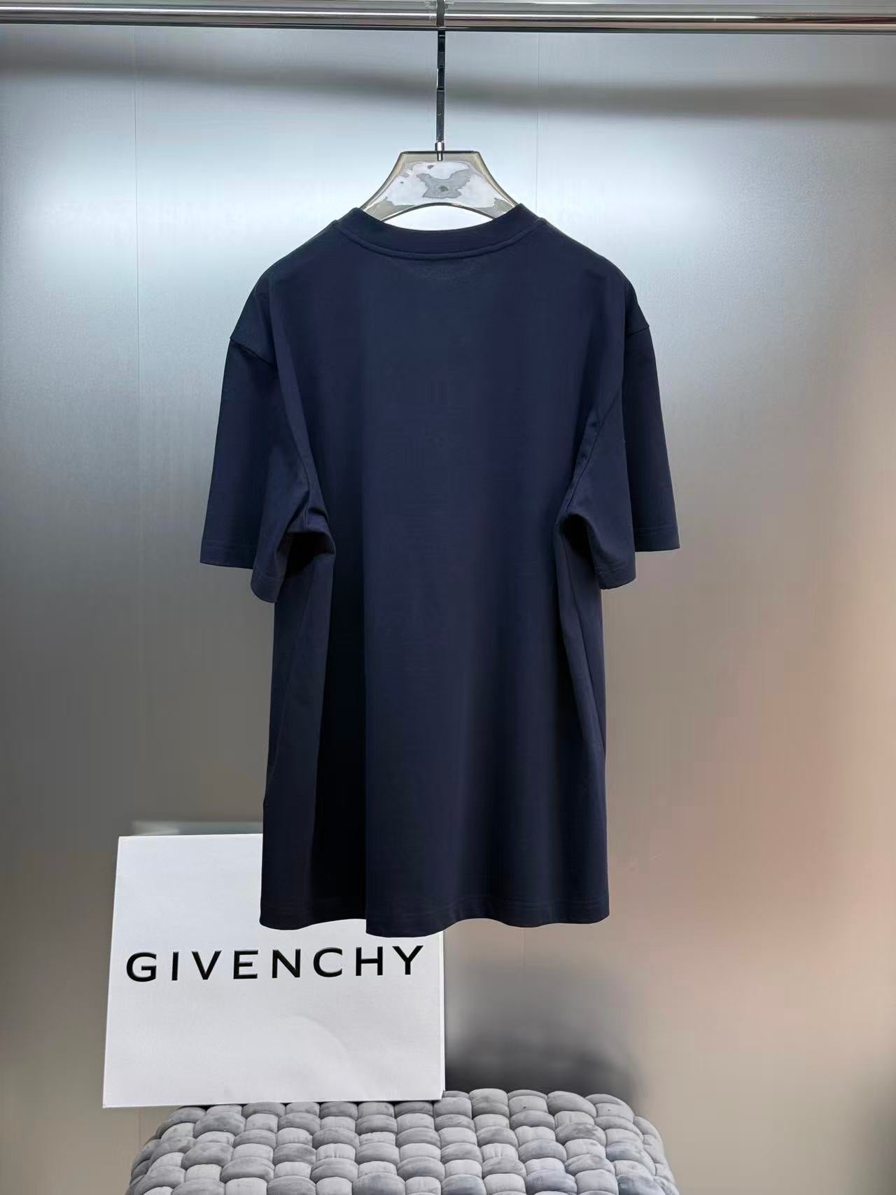 Givenchy T-Shirt