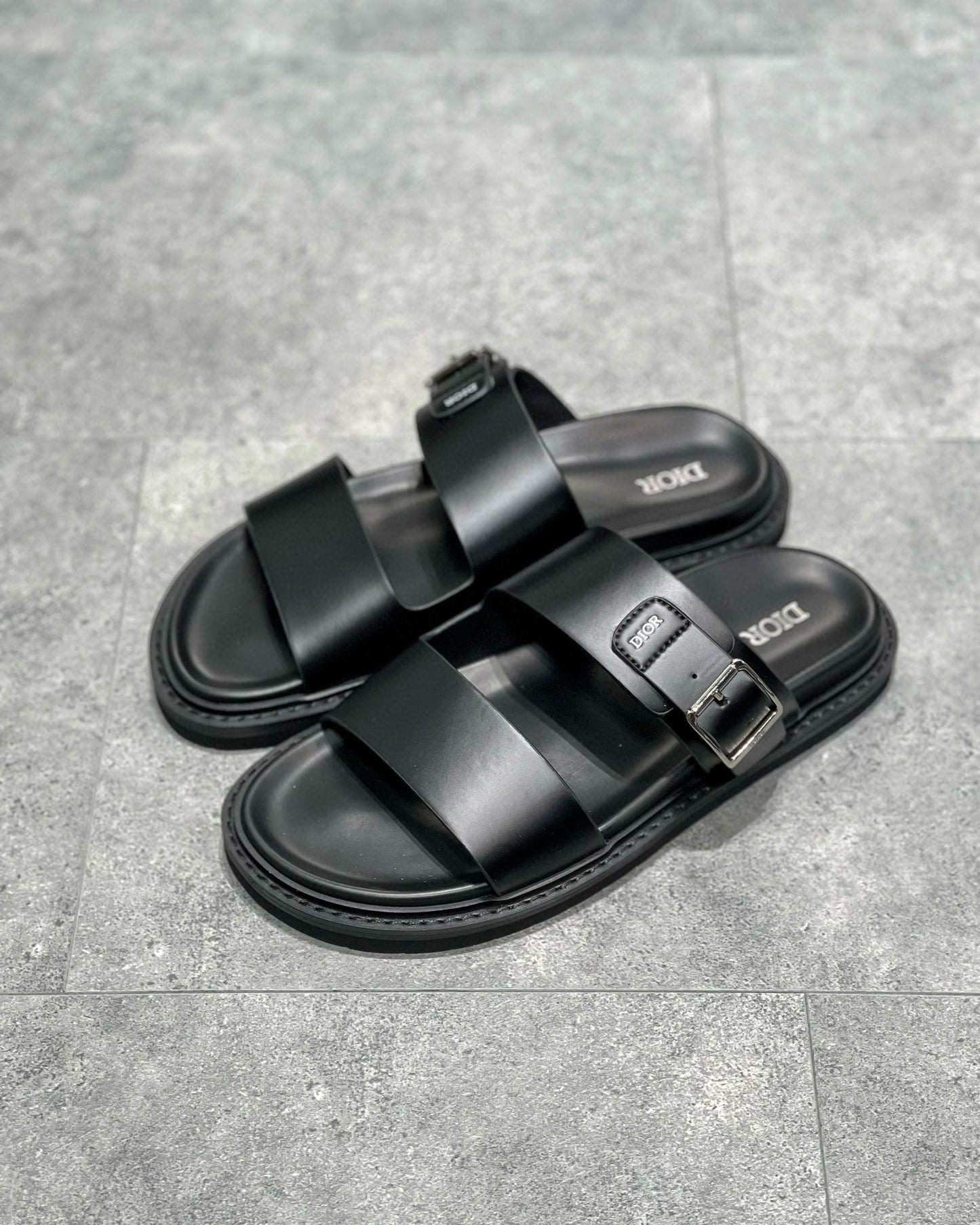 CD SANDALS