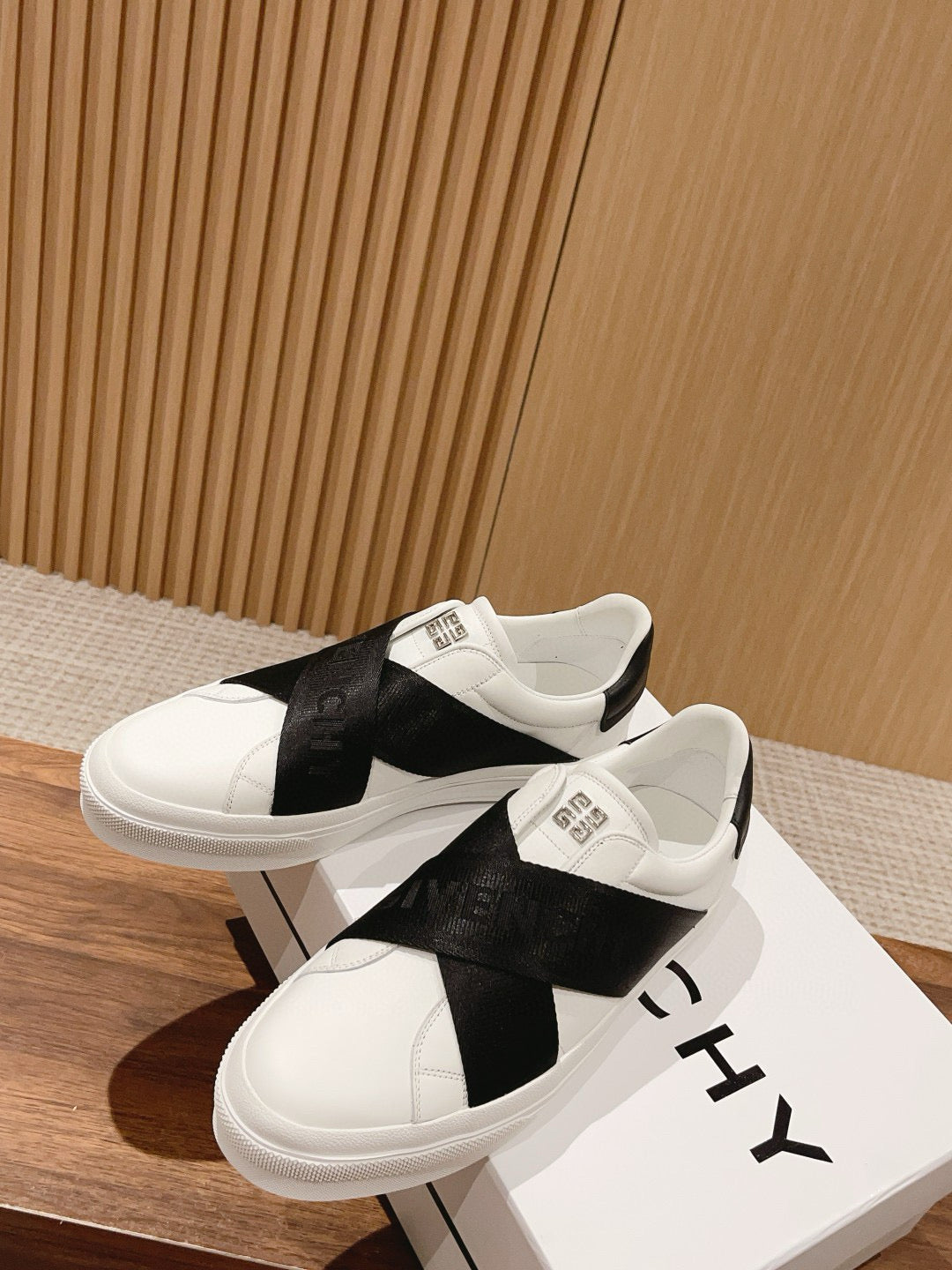 Givenchy Sneakers