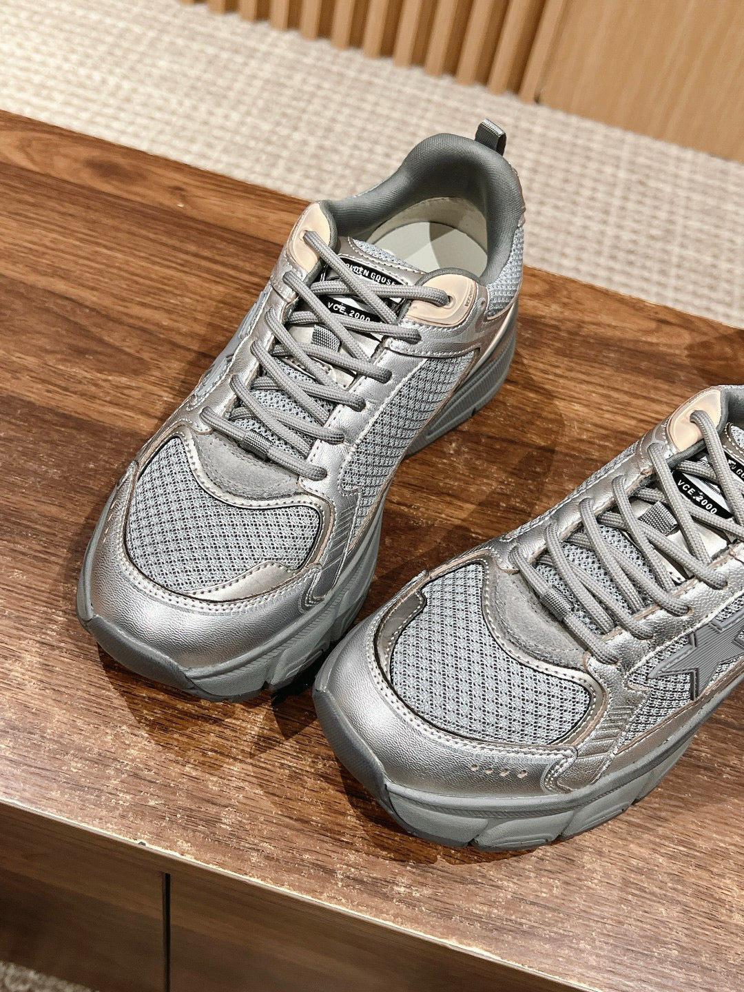 Golden Goose Sneaker