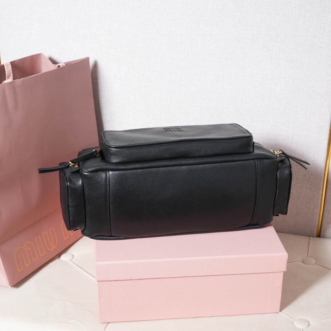 Miu Miu Handbag 32x15.5x11cm