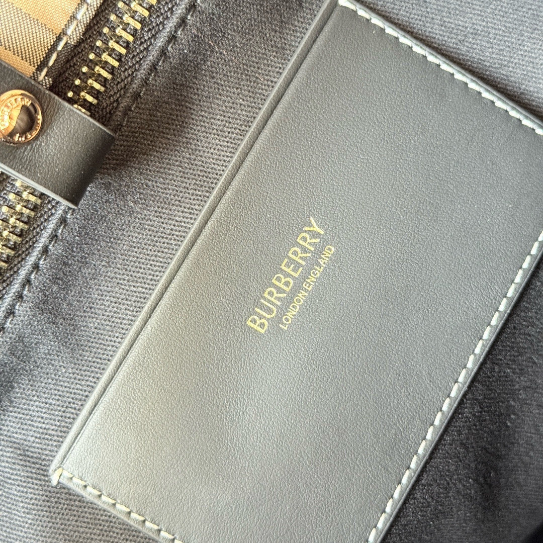 Burberry Bucket Bag(26CM*20CM*32CM)