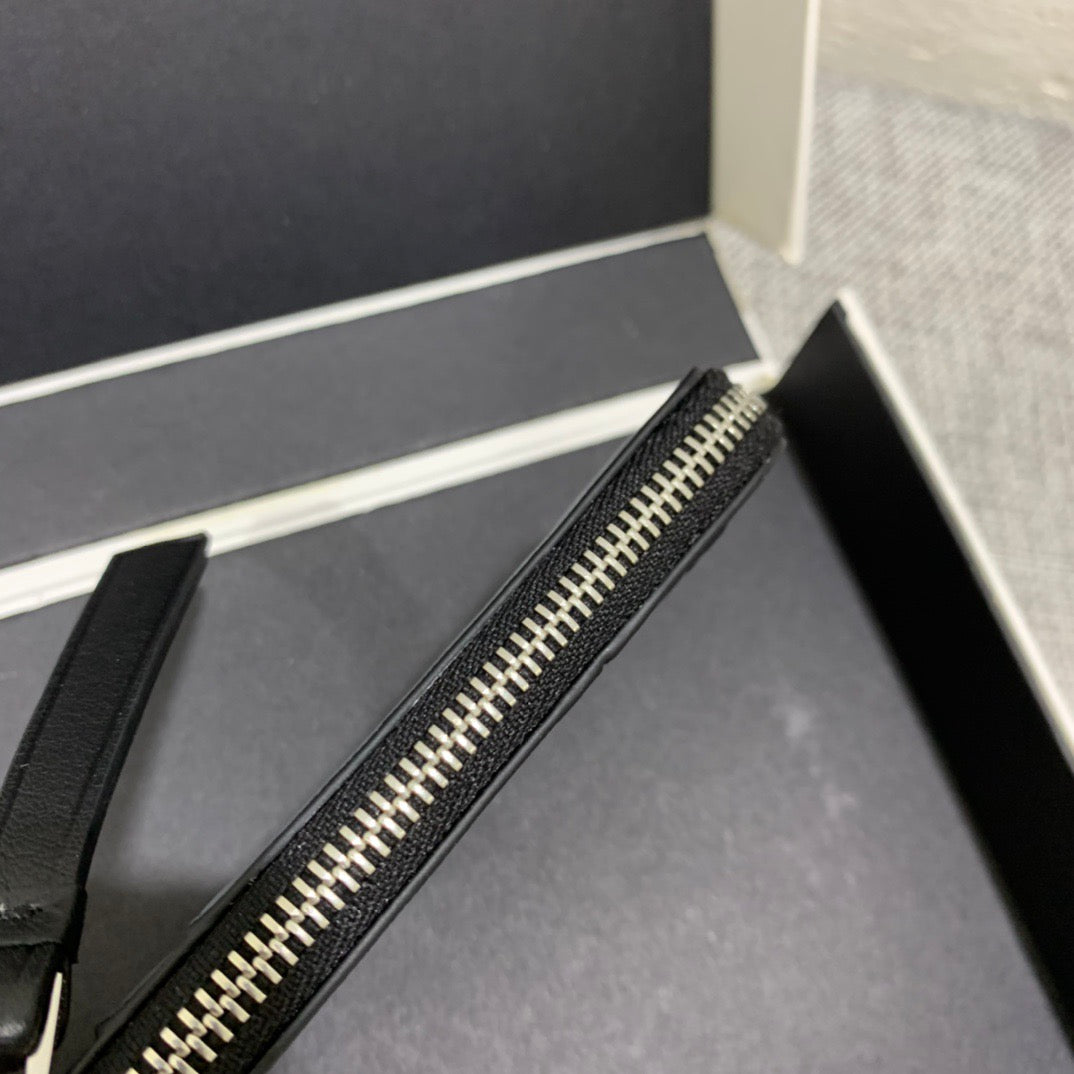 Loewe Wallet