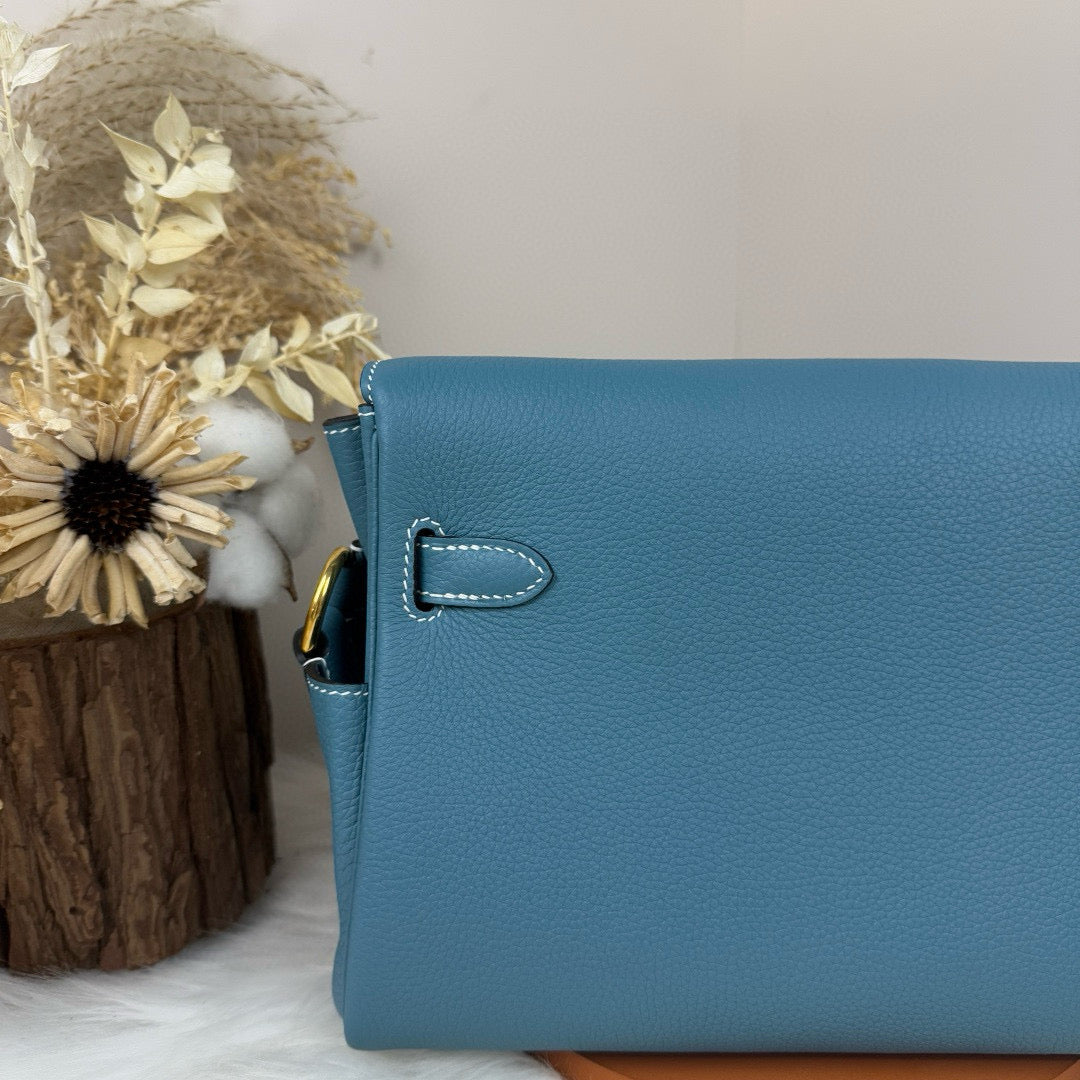 Hermes Messenger Bag