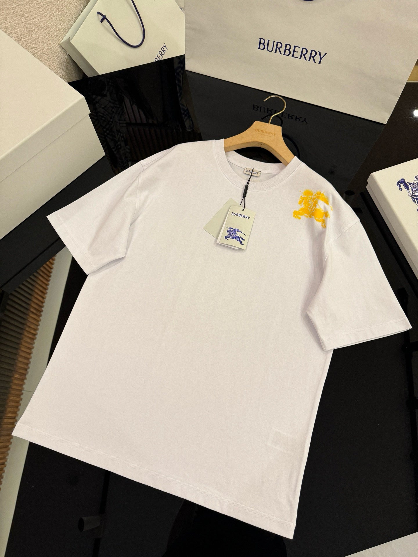 Burberry T-Shirt