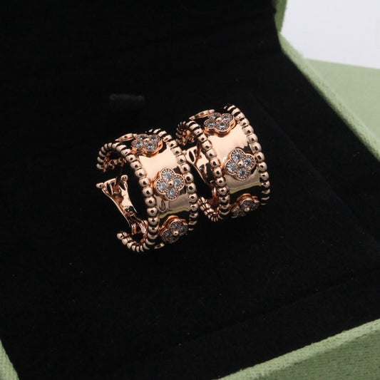 Van Cleef & Arpels Earrings