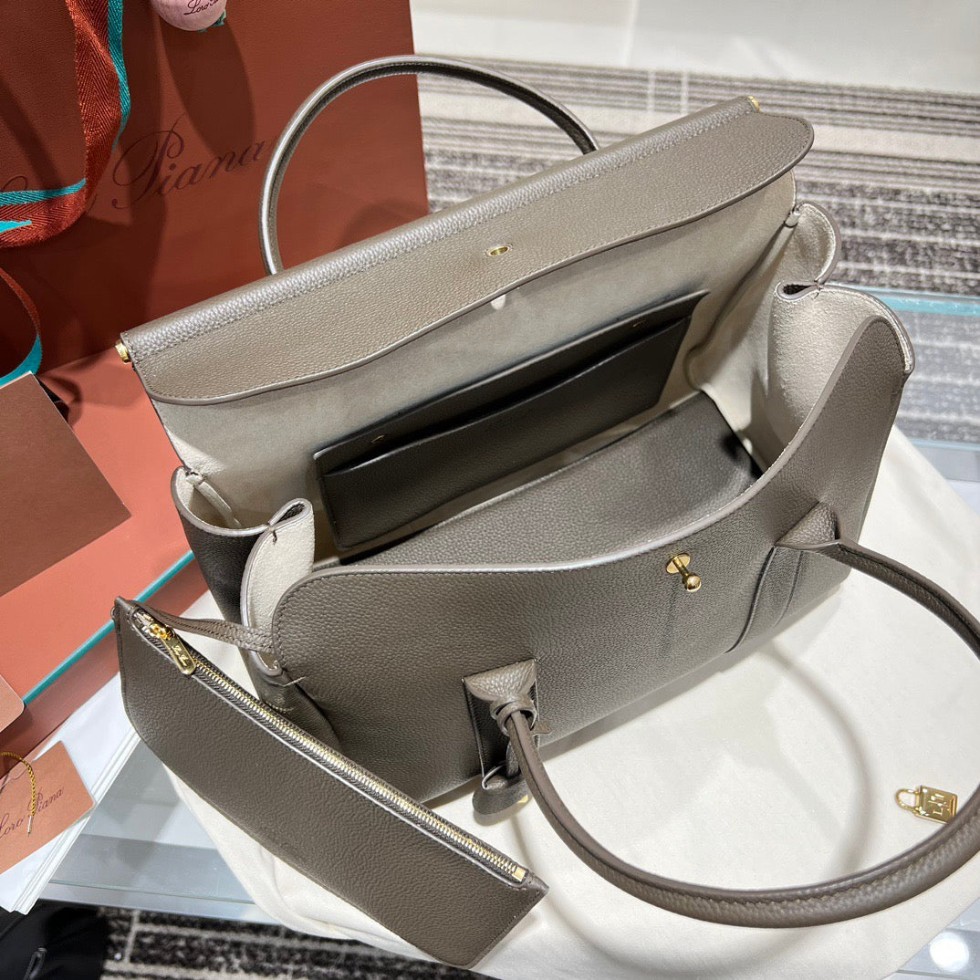 LP Loom L32 Handbag
