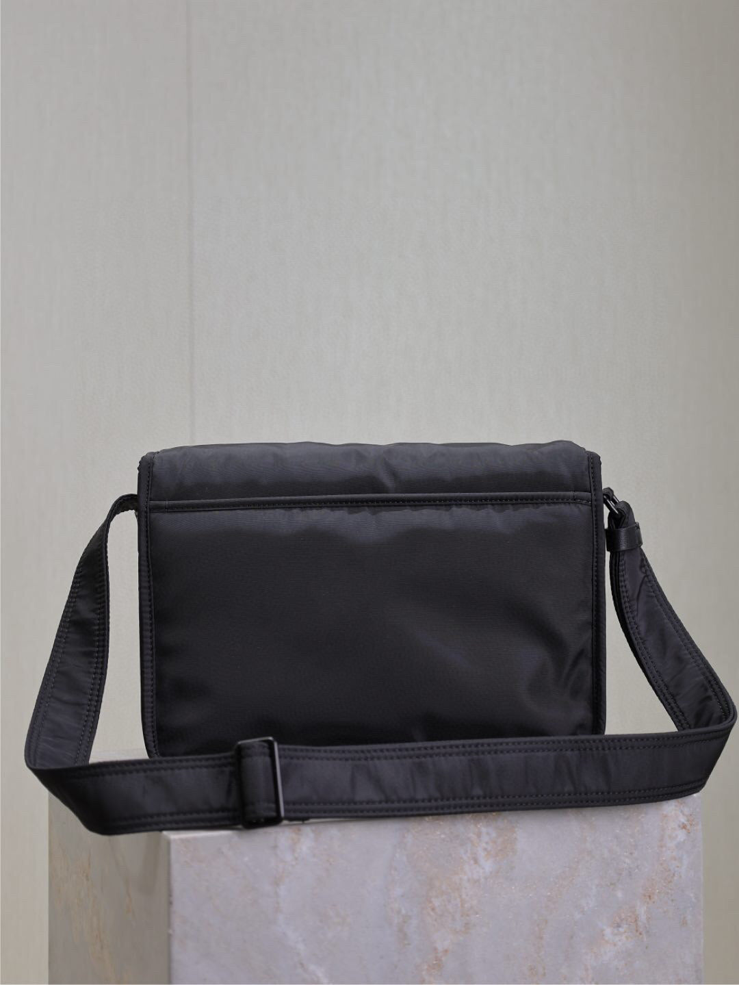 YSL SLING BAG 28×20×8.5cm