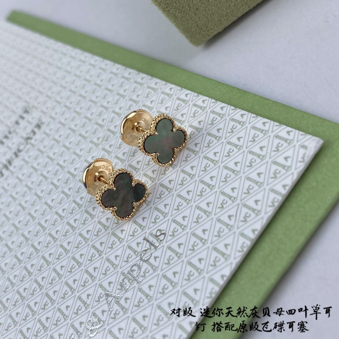 Van Cleef & Arpels Earrings