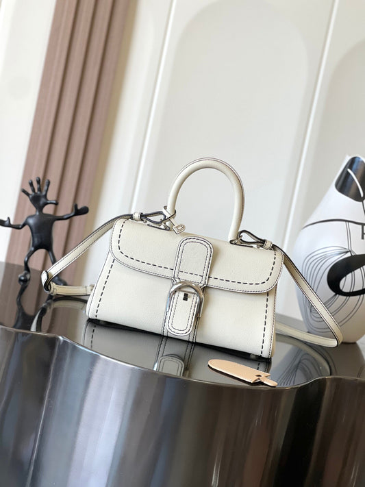 Delvaux Le Brilliant