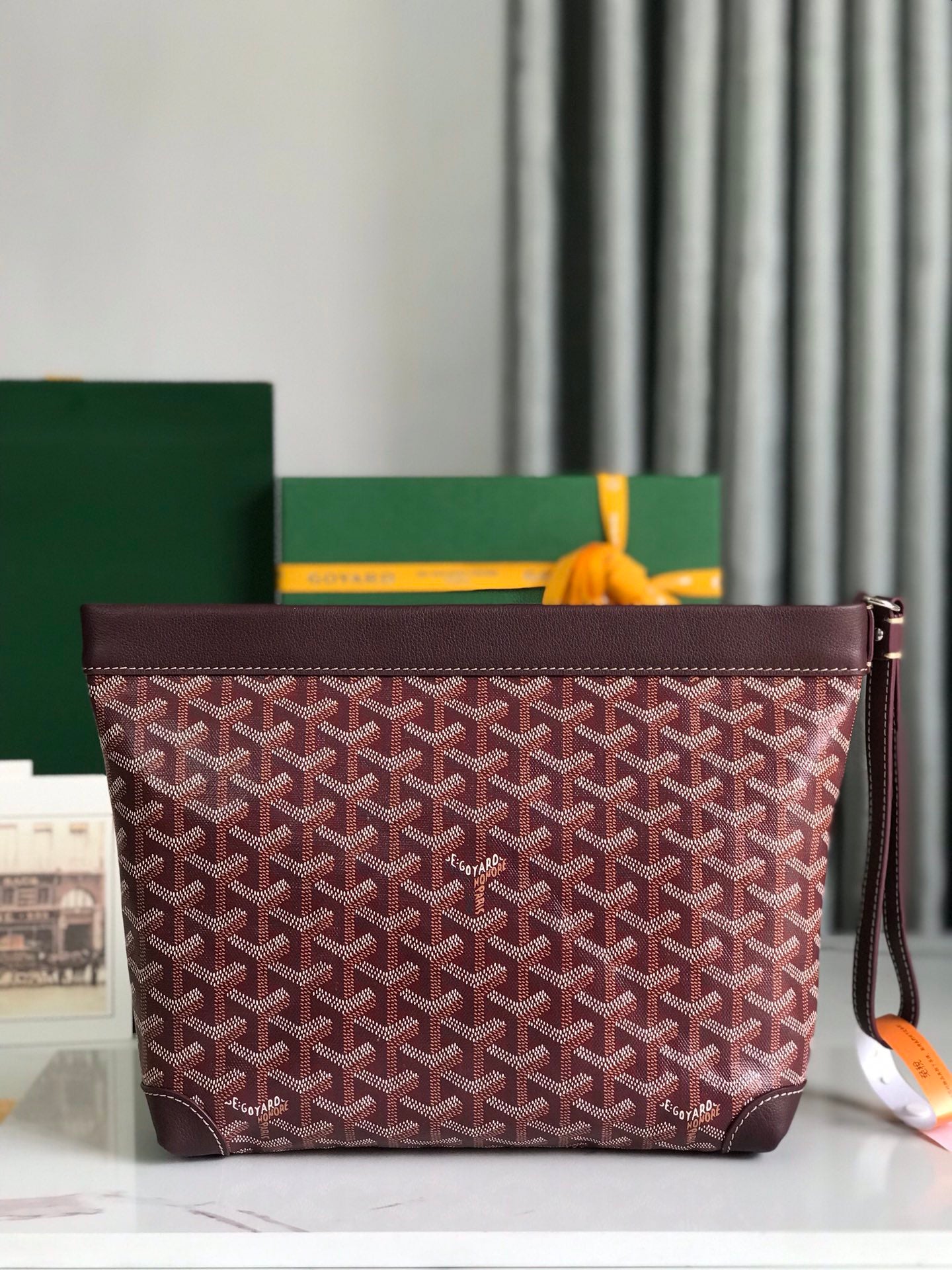 Goyard Conti