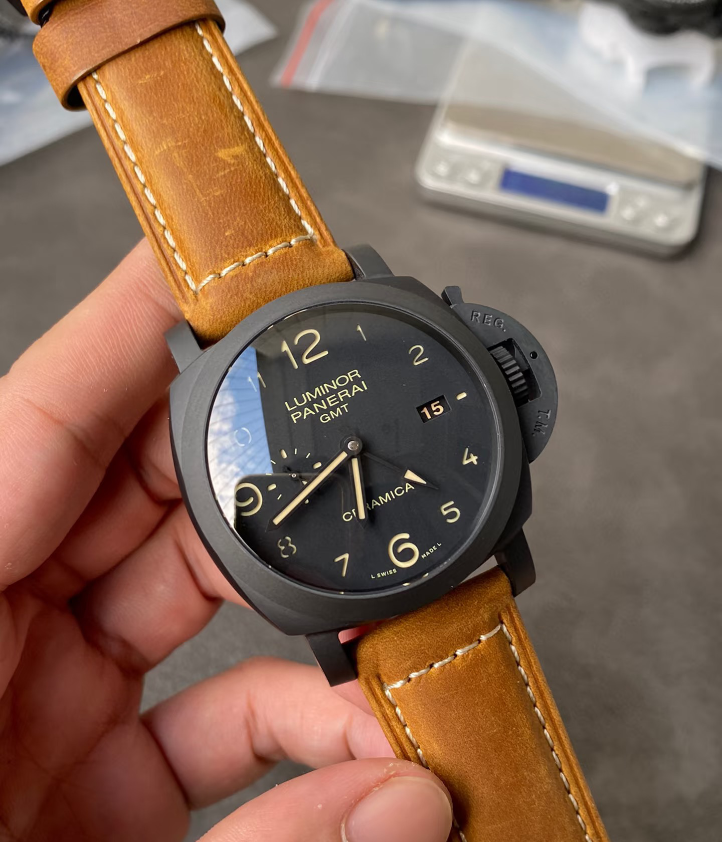 Panerai Luminor GMT