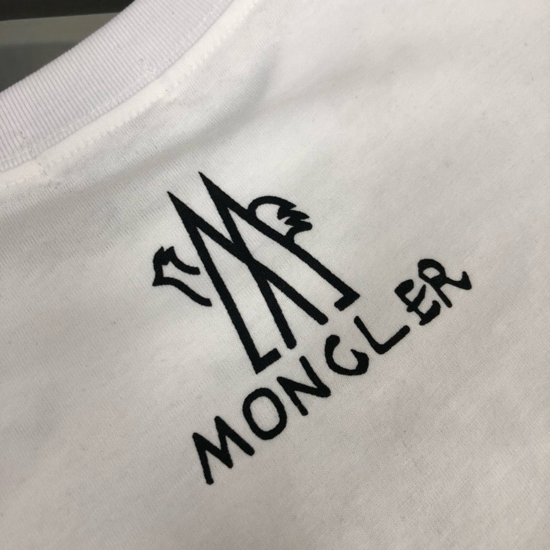 Moncler T-shirt