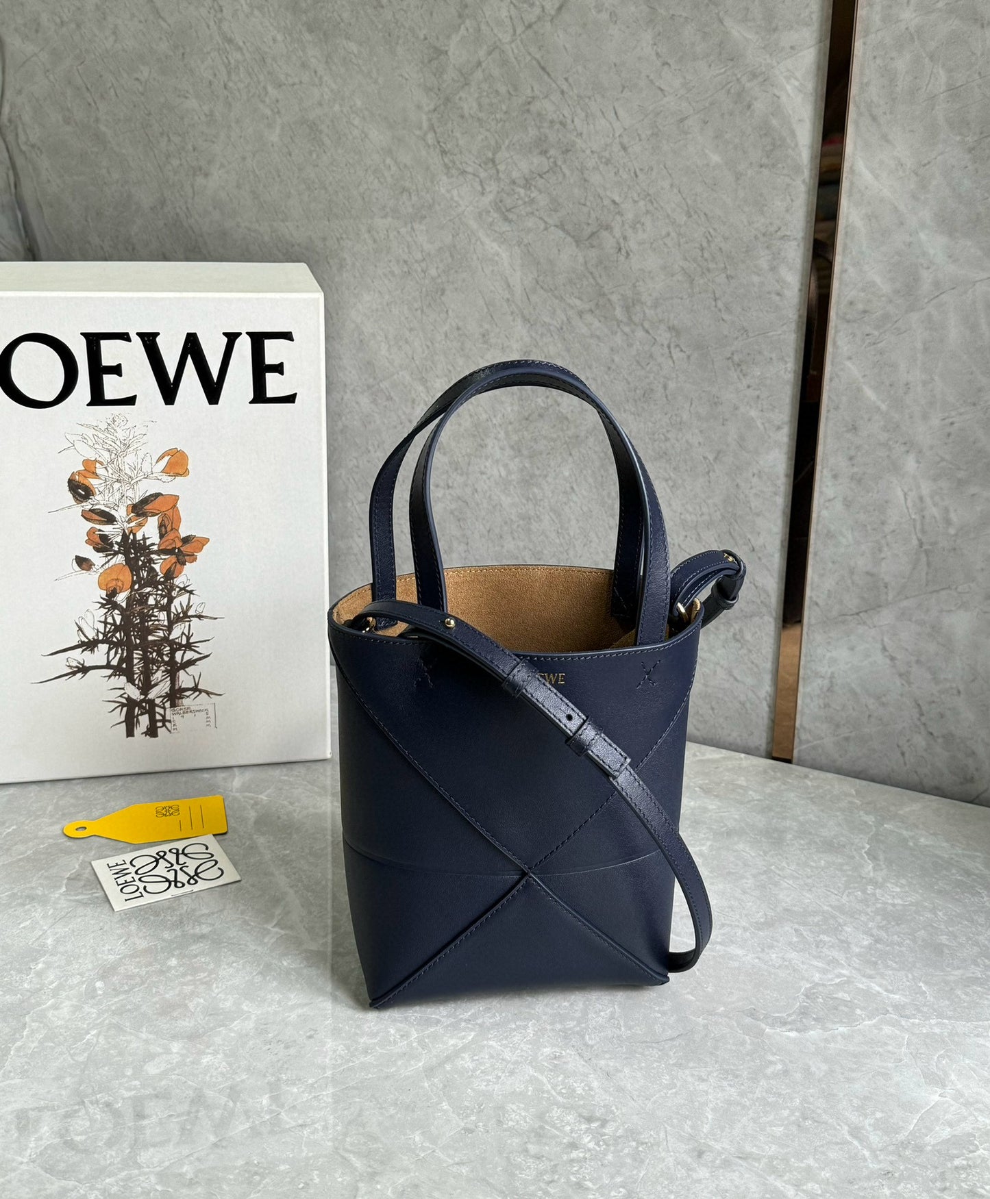 Loewe Puzzle Fold Tote Bag(20x16.5x9.5cm)
