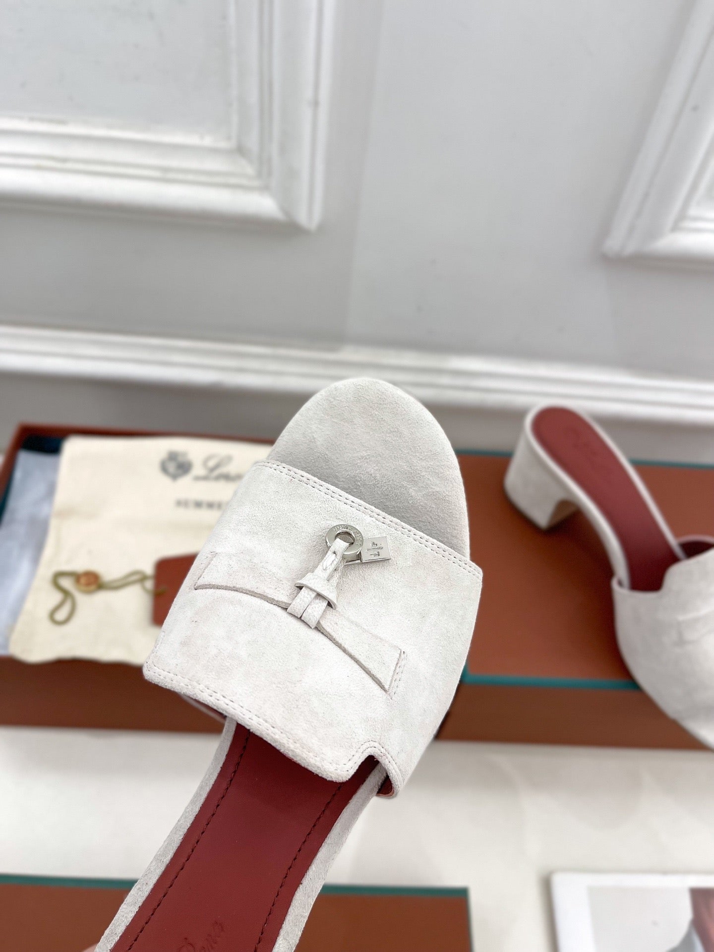 LP Sandals