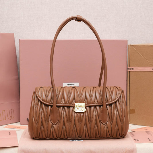 Miu Miu Shoulder Bag 28x15x11cm