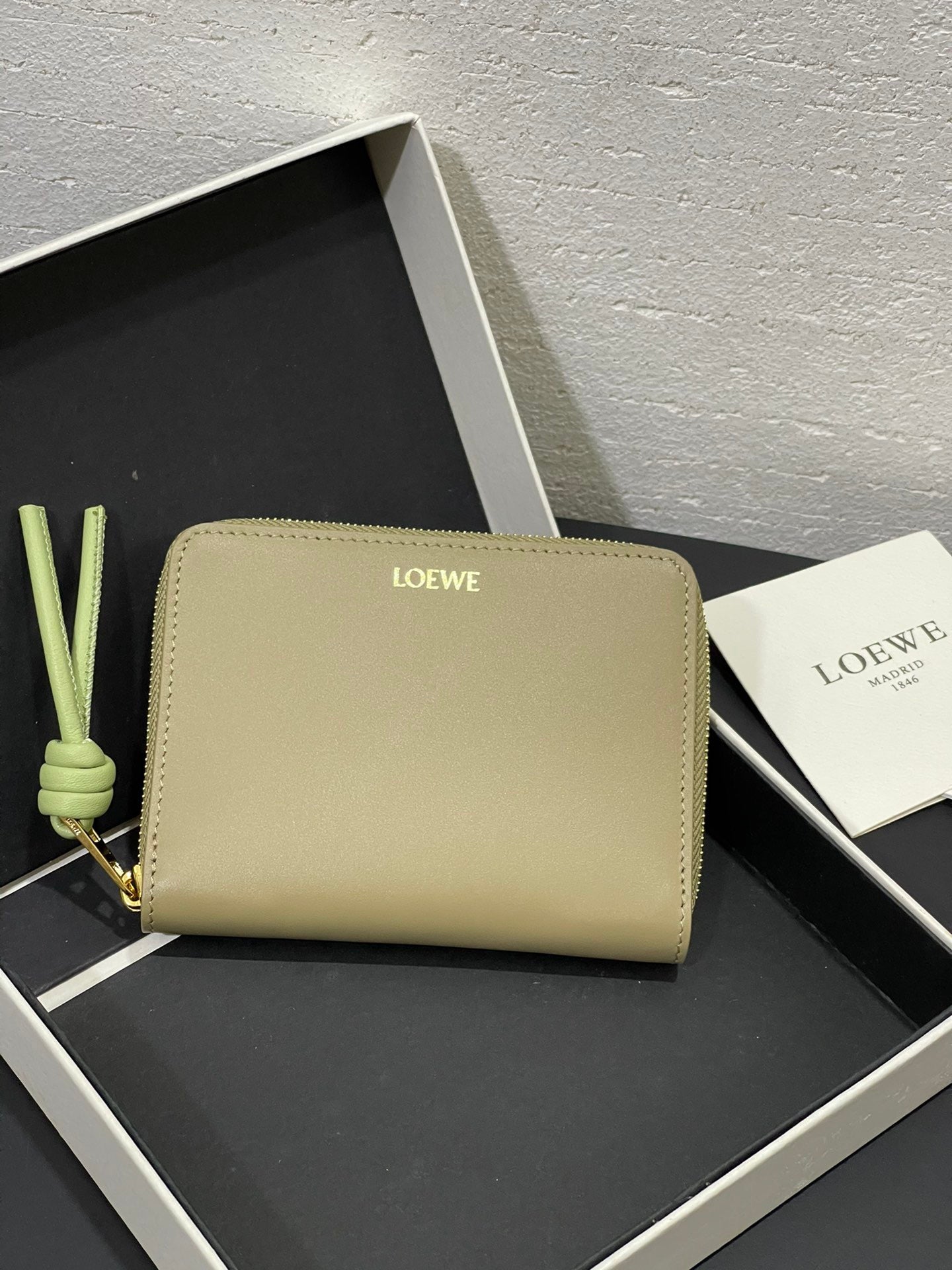 Loewe Wallet