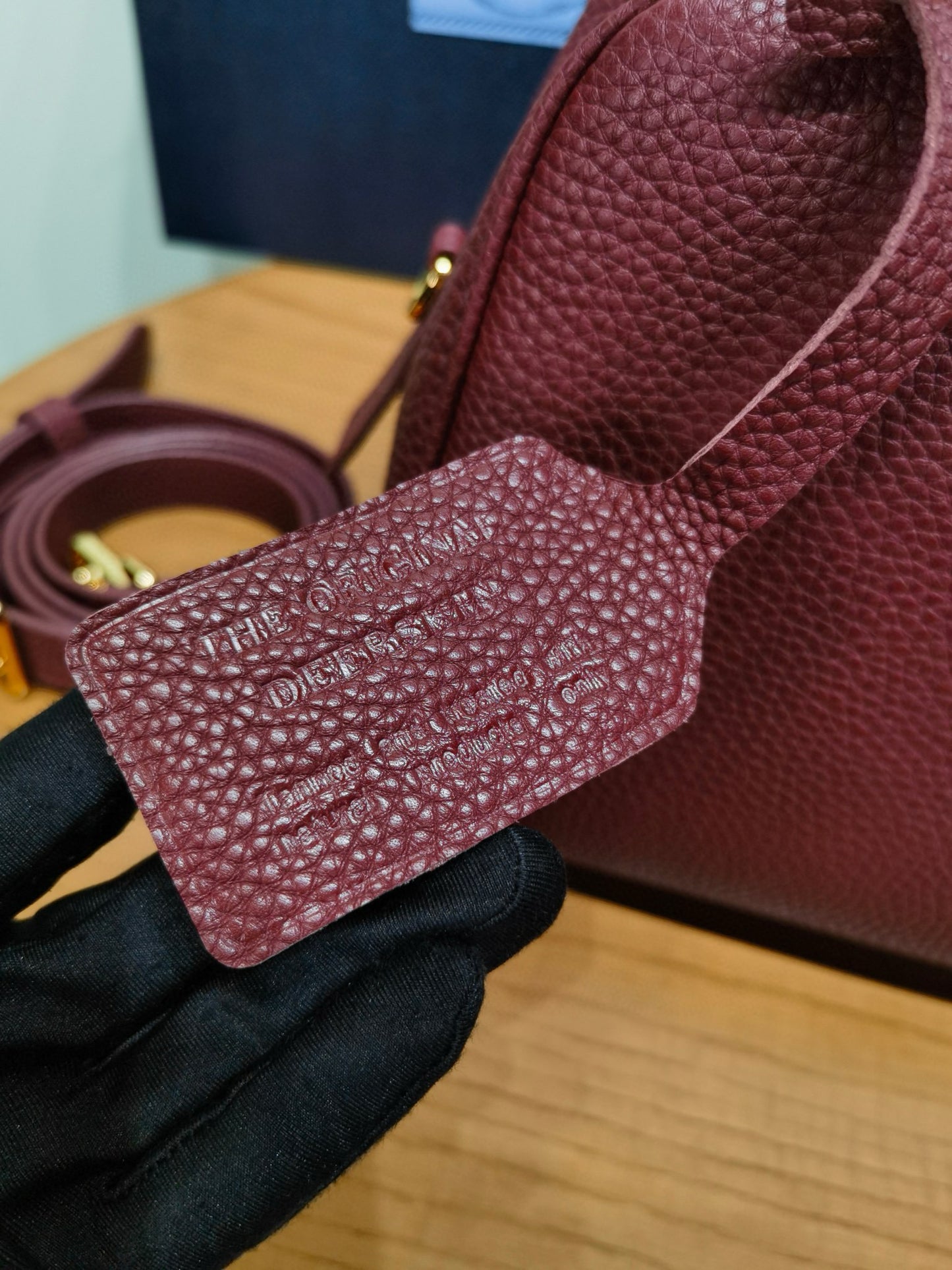 PD Leather Top-Handle Bag
 28x20x13cm