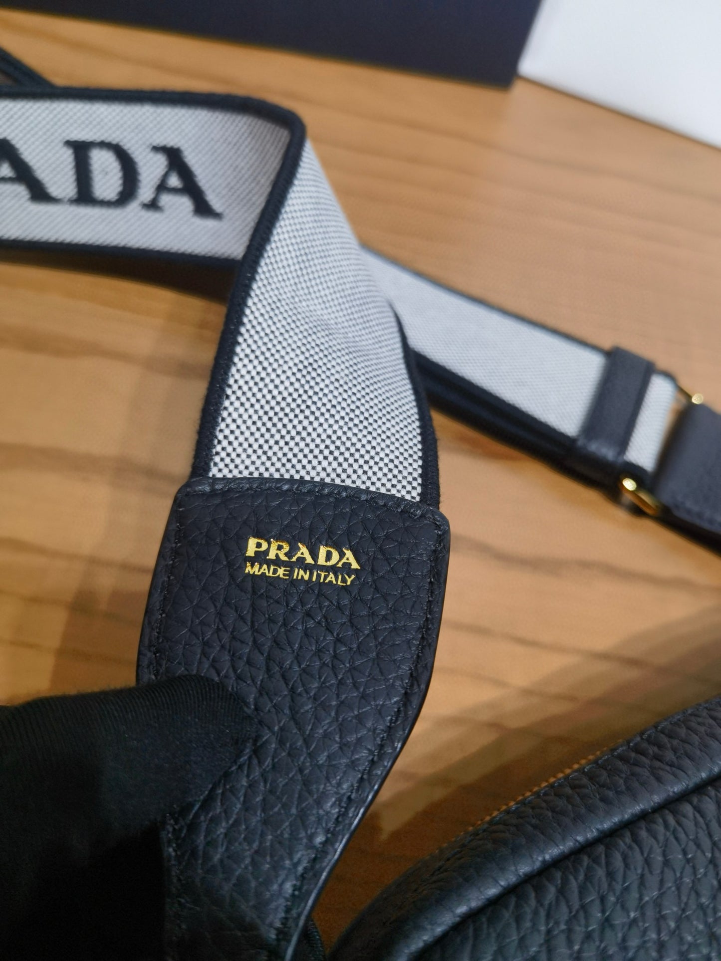PD Small Camera Crossbody Bag 22x14x8cm