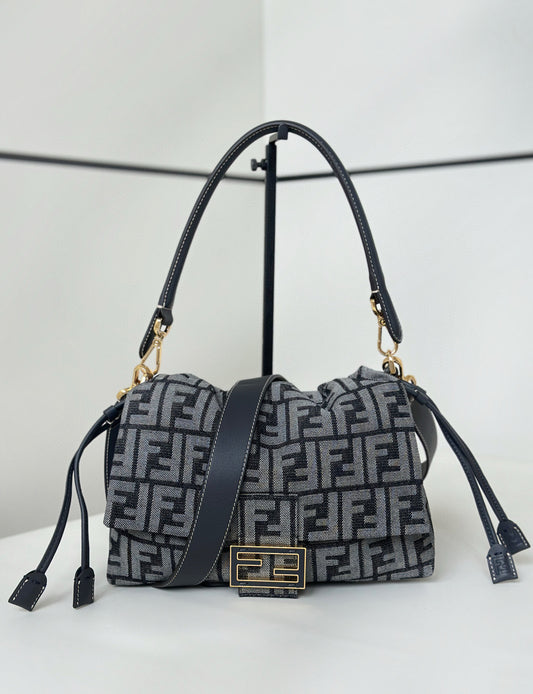 Fendi Mamma Baguette Bag