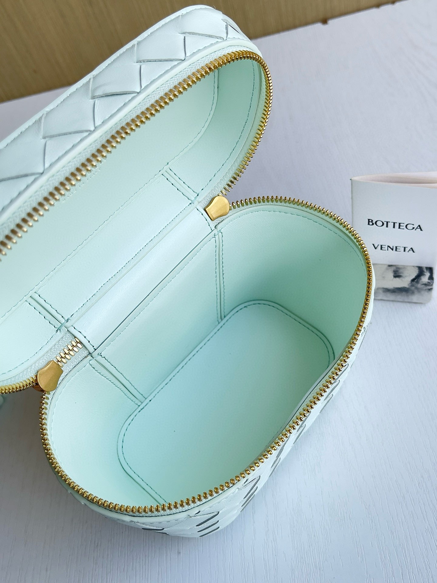BV Mini Intrecciato Vanity Case Bag