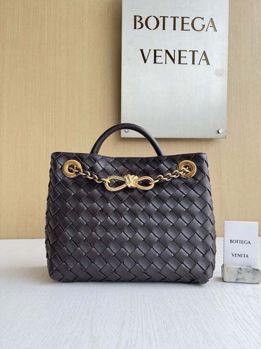 BV Andiamo Chain Bag 25x22x10.5cm