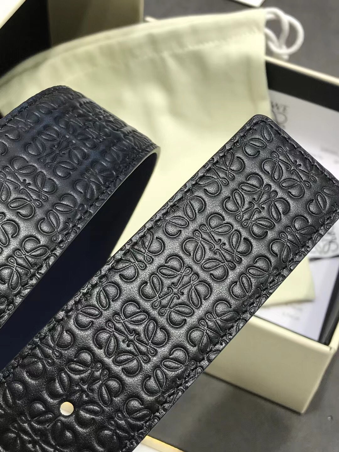 Loewe Belt