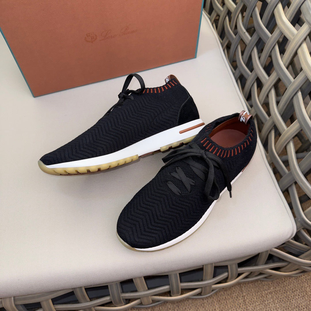 LP Sneakers
