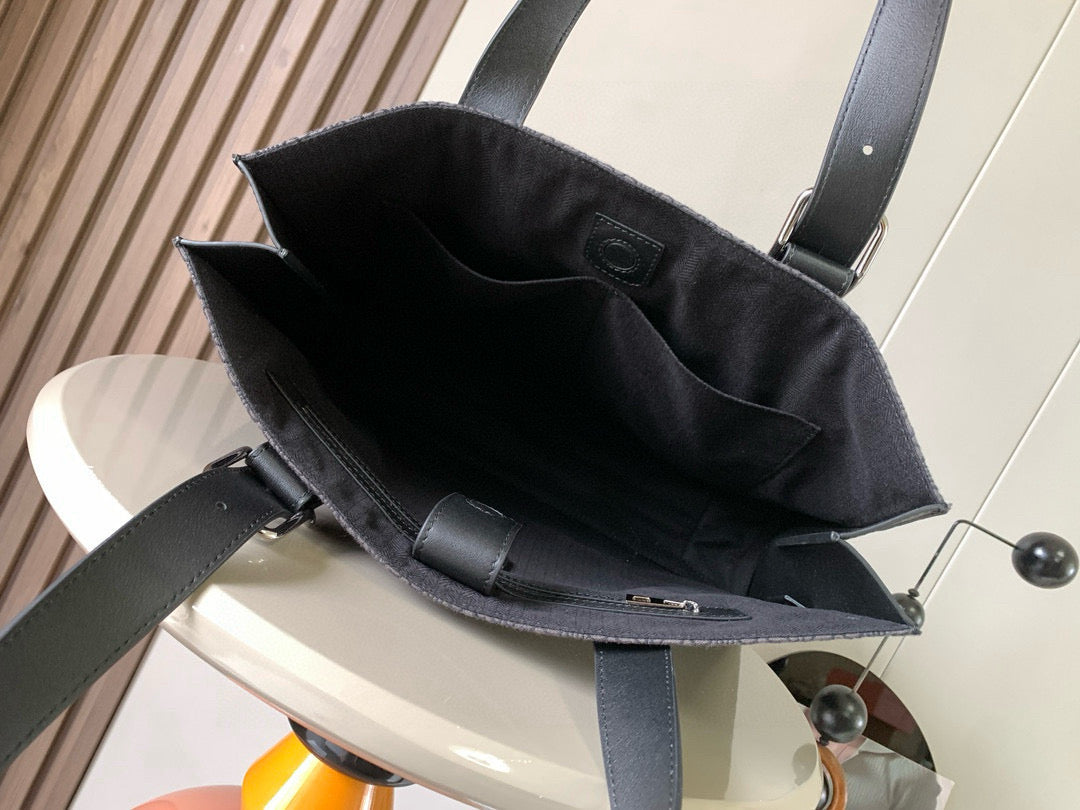 Loewe Tote Bag