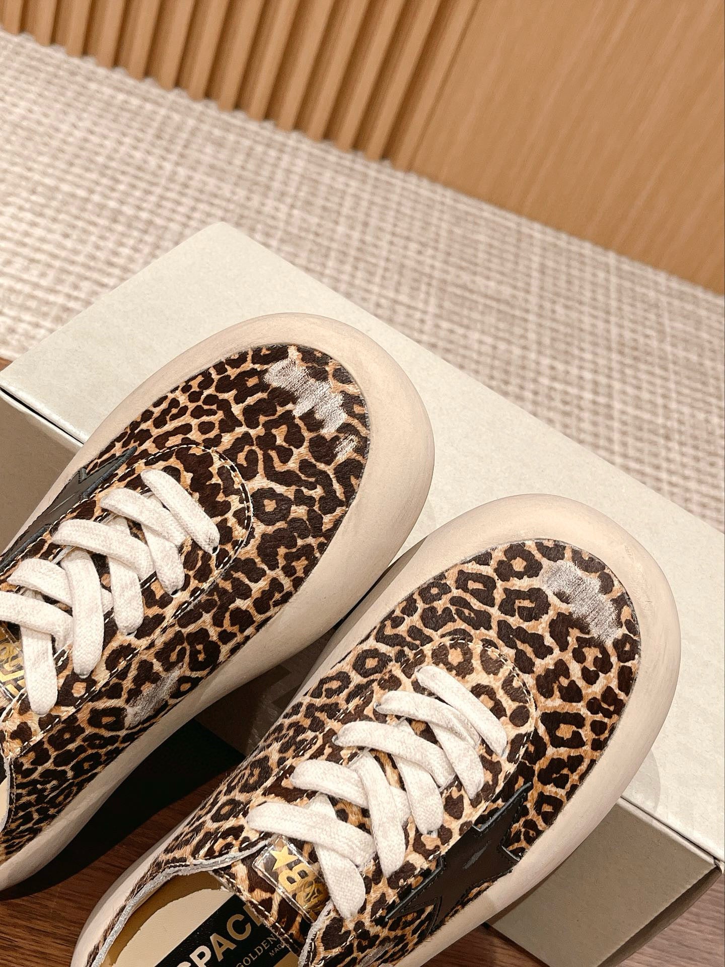 Golden Goose Sneaker