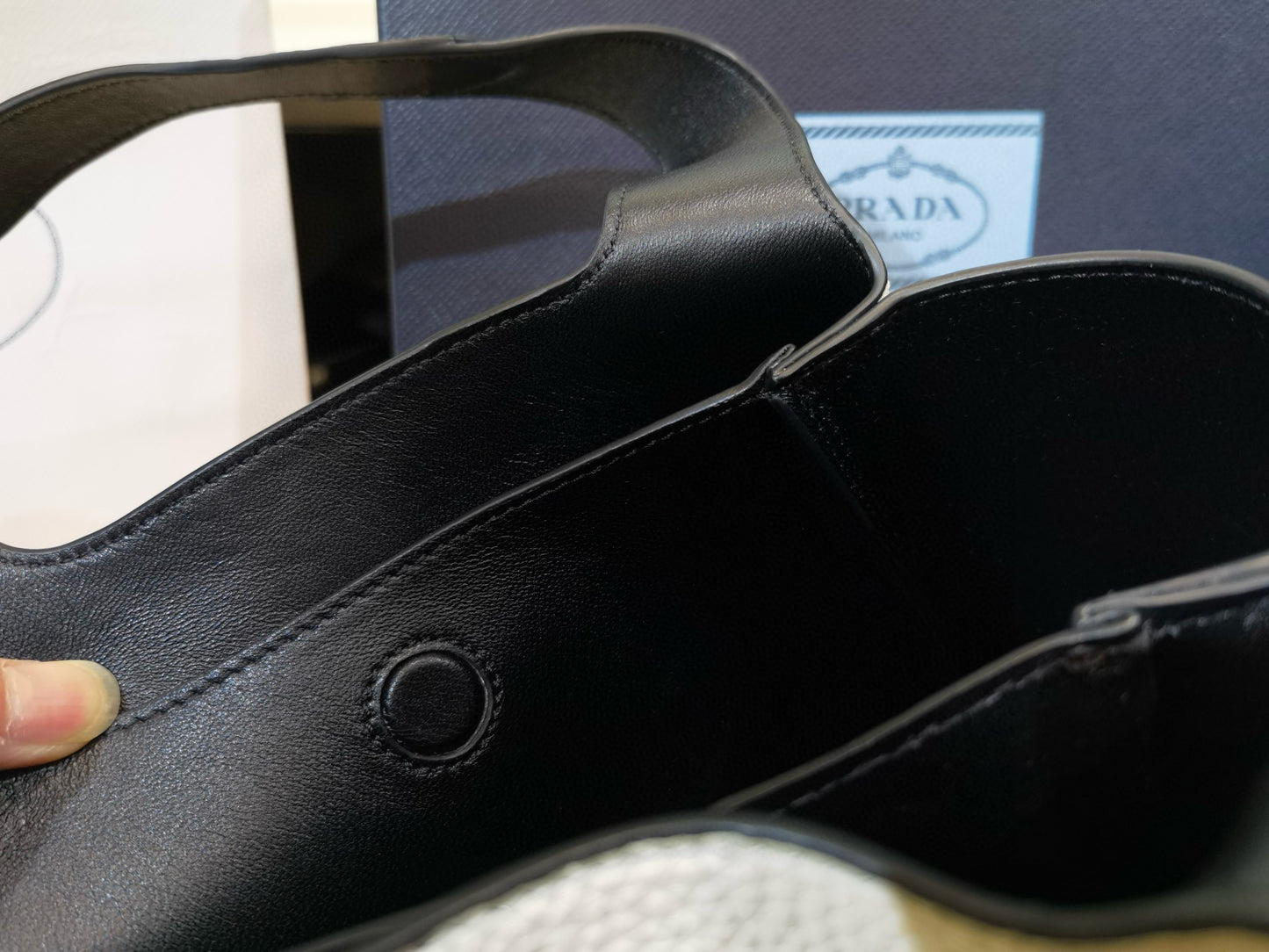 Prada Dynamique Tote Handbag