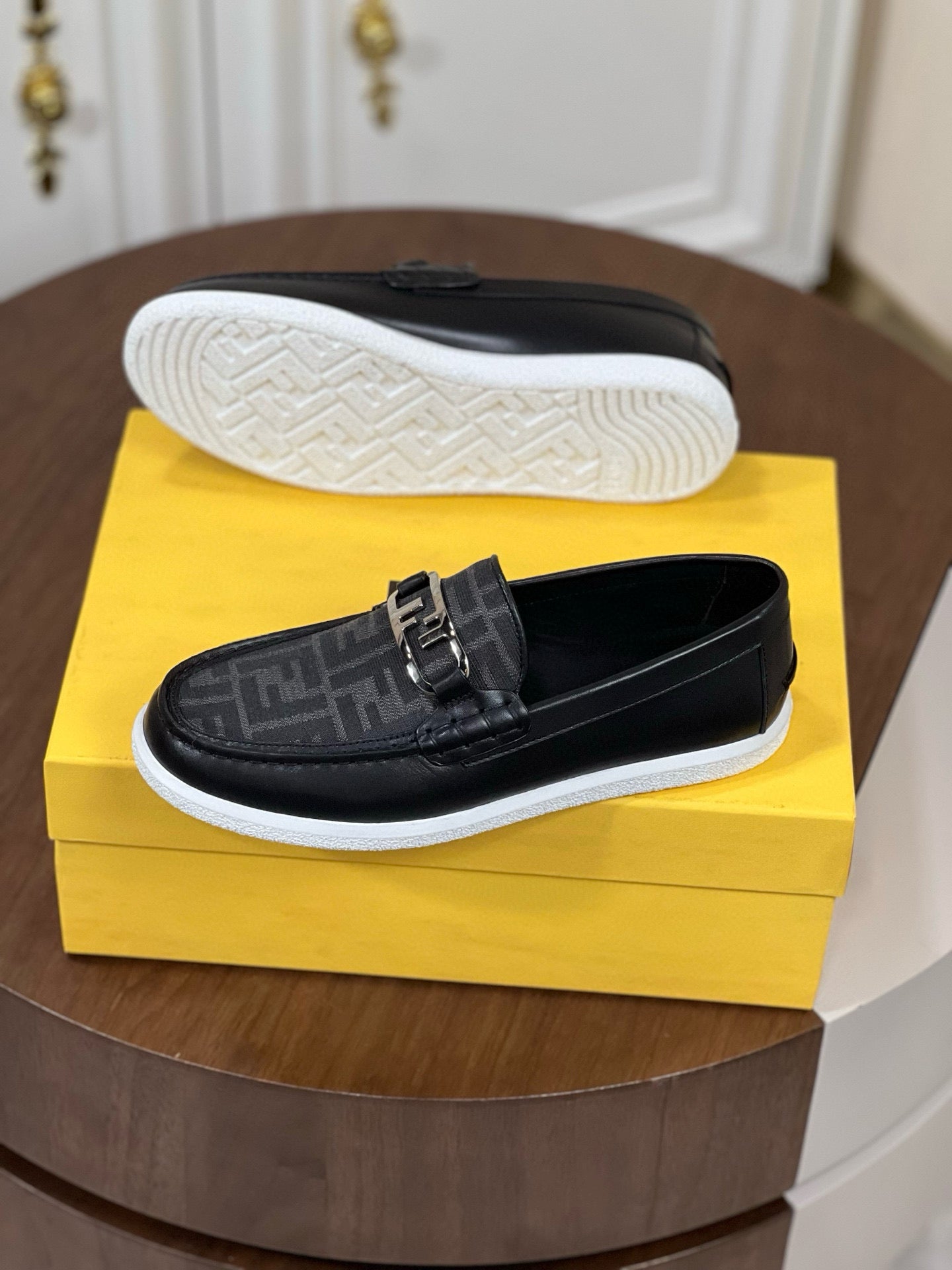 Fendi Loafer