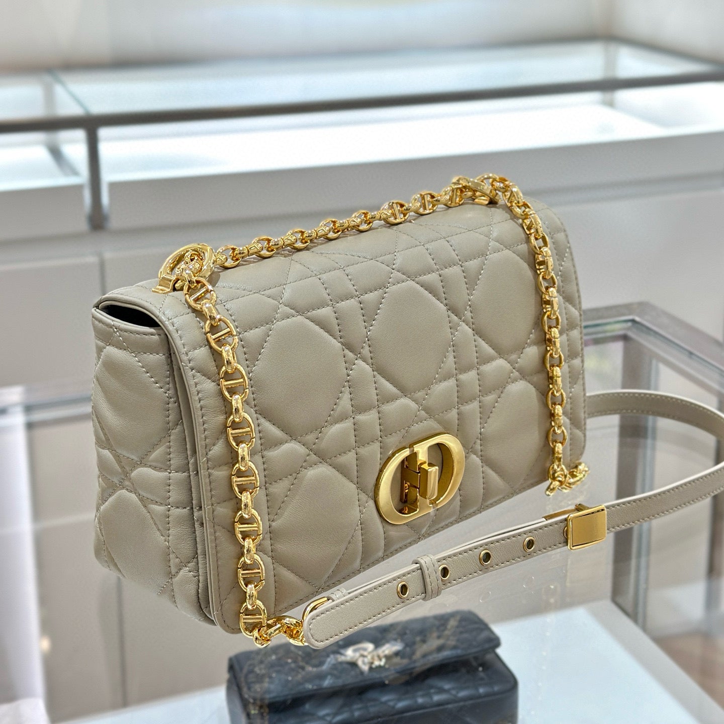 Dior Shoulder Bag 25x16x9cm