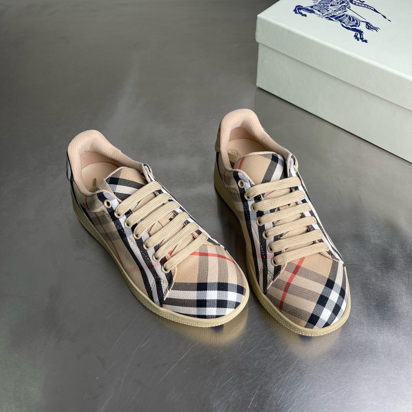 Burberry Sneakers